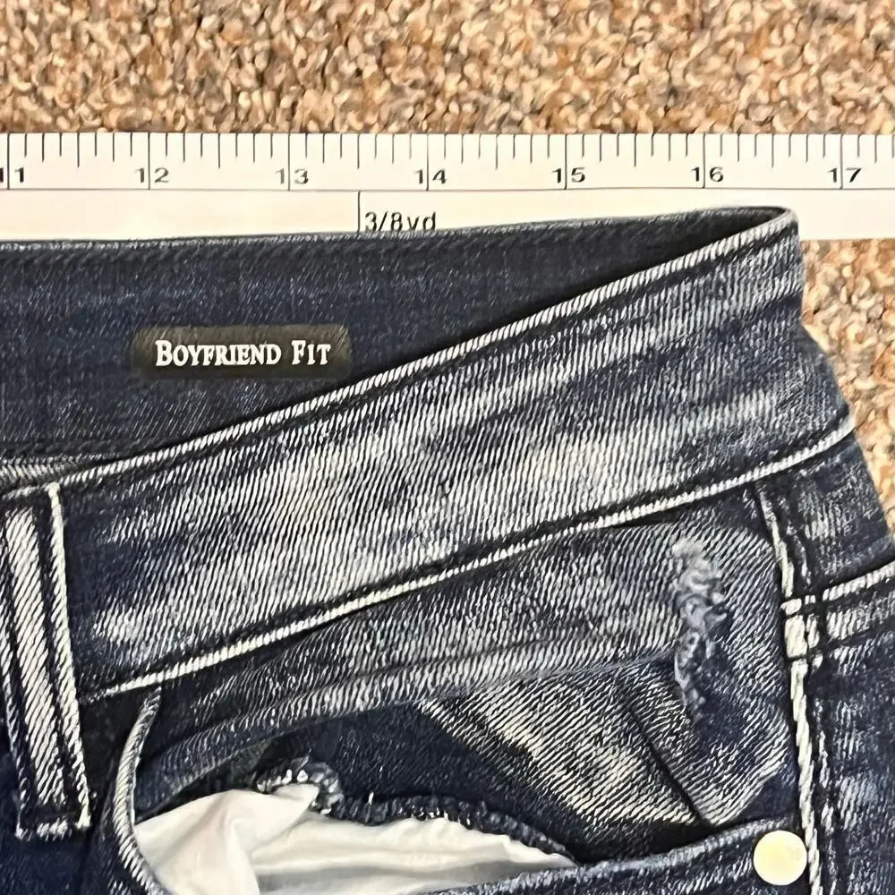 Judy Blue High Rise Distressed Boyfriend Jean. Size 15/32 - Picture 4 of 7
